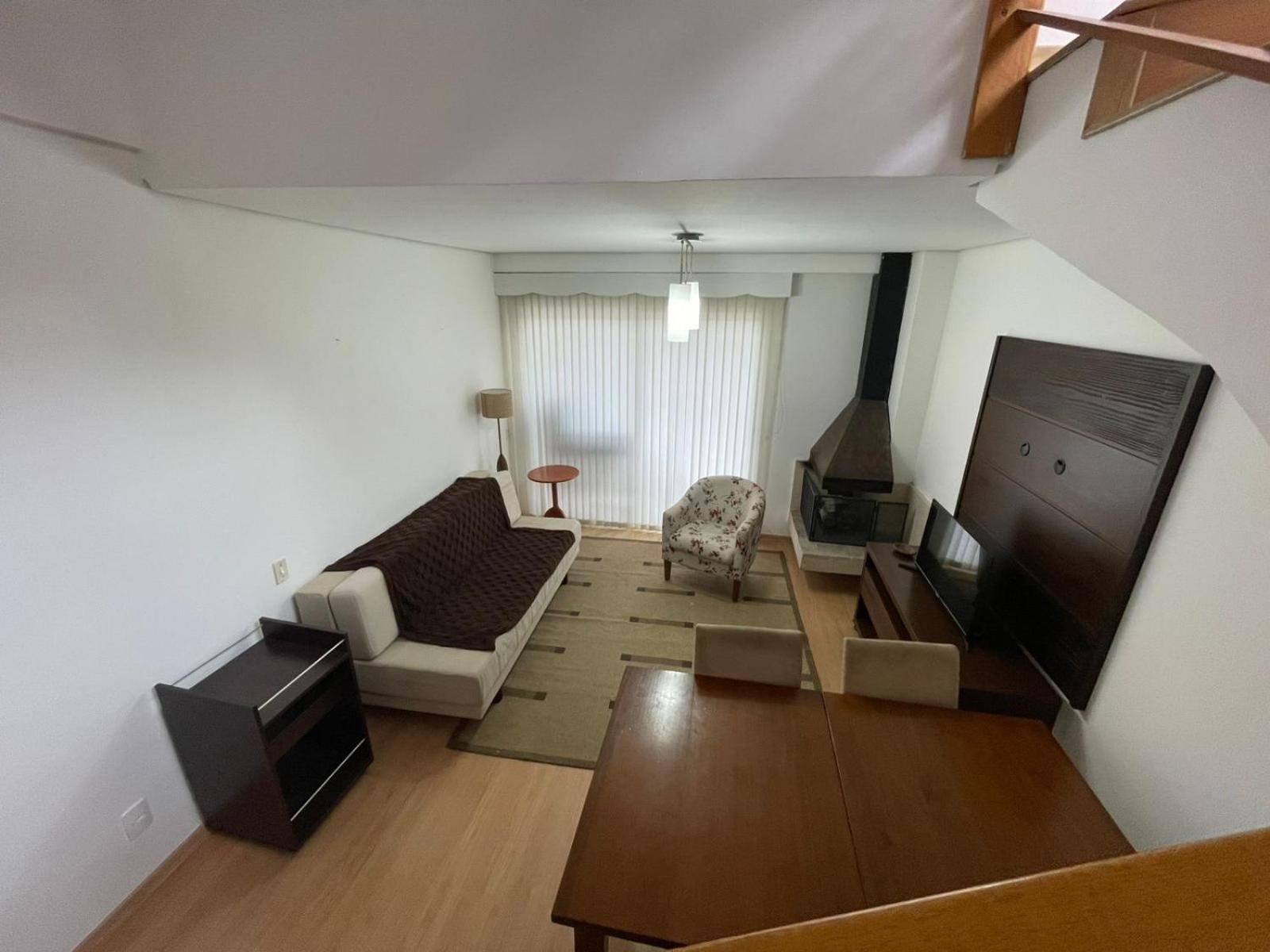 Acochegante Duplex Centro Do Capivari Campos do Jordão
